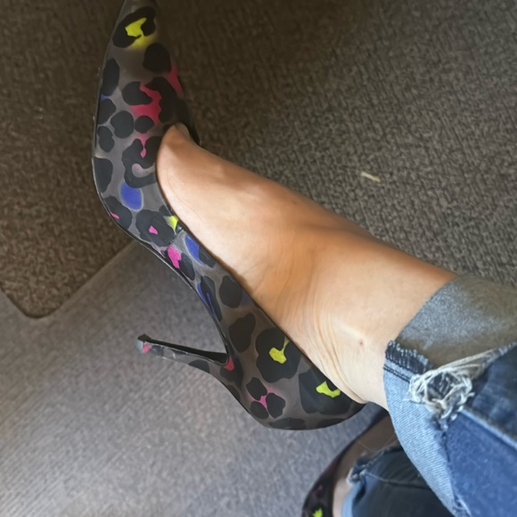 We are stepping out tonight!!!  Freaky Friday. Make me an Offer! - Picture 1 of 2